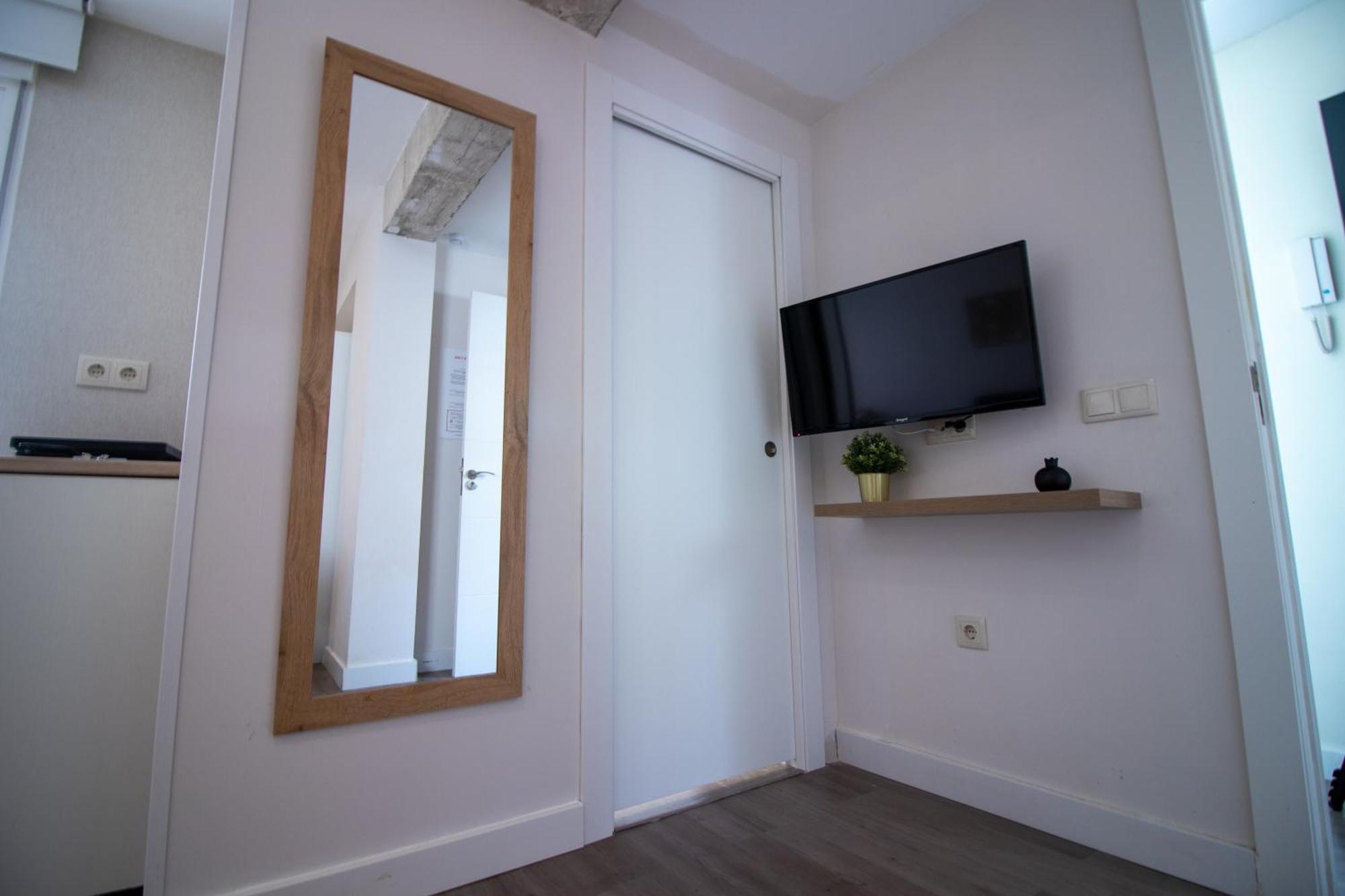 Apartamento Moderno En El Centro De Granada - Mititilla Zewnętrze zdjęcie
