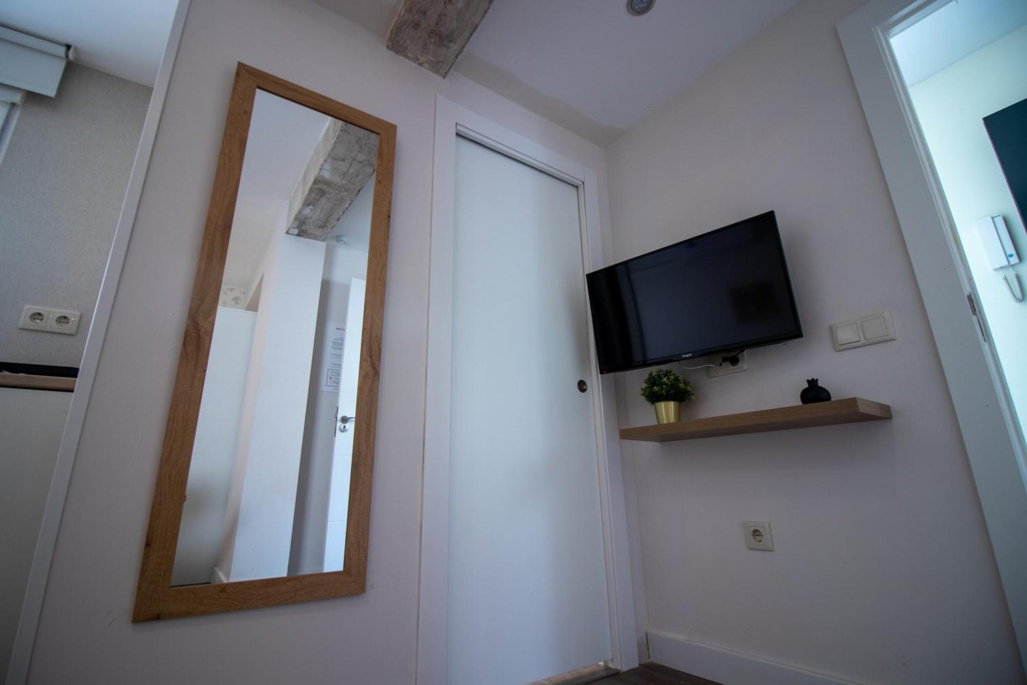 Apartamento Moderno En El Centro De Granada - Mititilla Zewnętrze zdjęcie